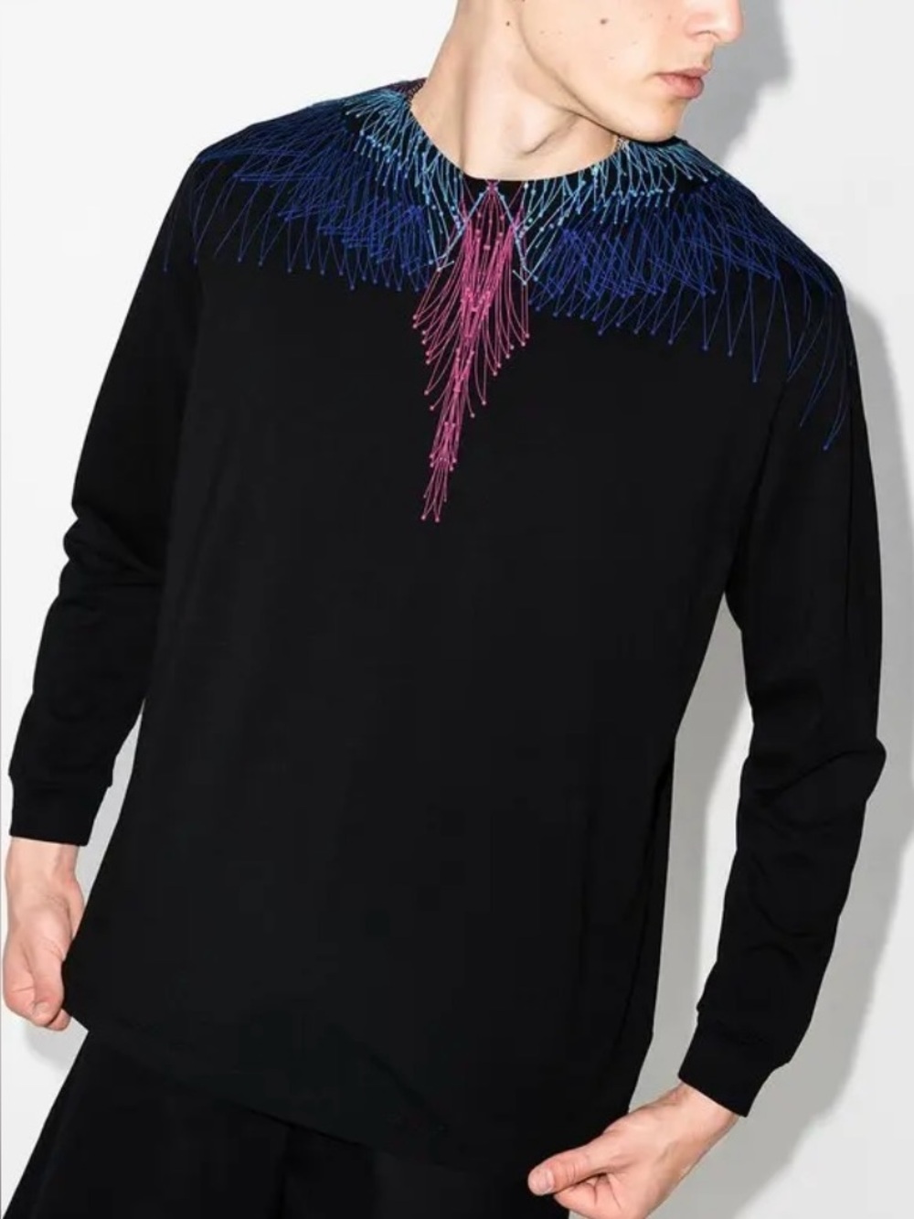 NWOT MARCELO BURLON COUNTY OF MILAN
Bezier Wings LongSleeve Black T-Shirt Medium